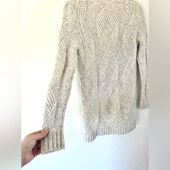 PURE Collection Cable‎ Knit V-Neck Wool & Alpaca Blend Sweater Size 2 - Picture 9 of 11